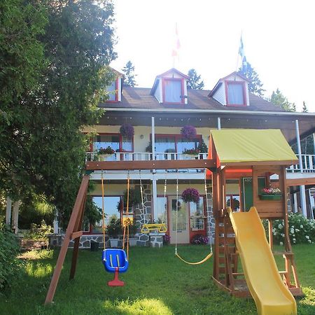 Motel Des Pays D'En Haut Val-David Exteriér fotografie